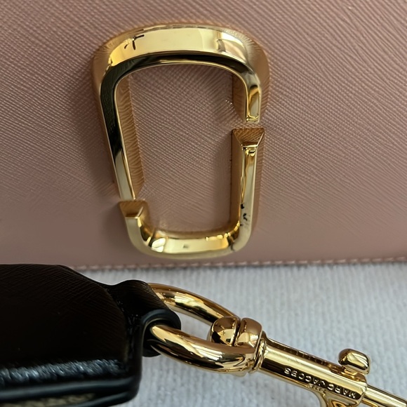 Marc Jacobs Camera Bag - Picture 3 of 12